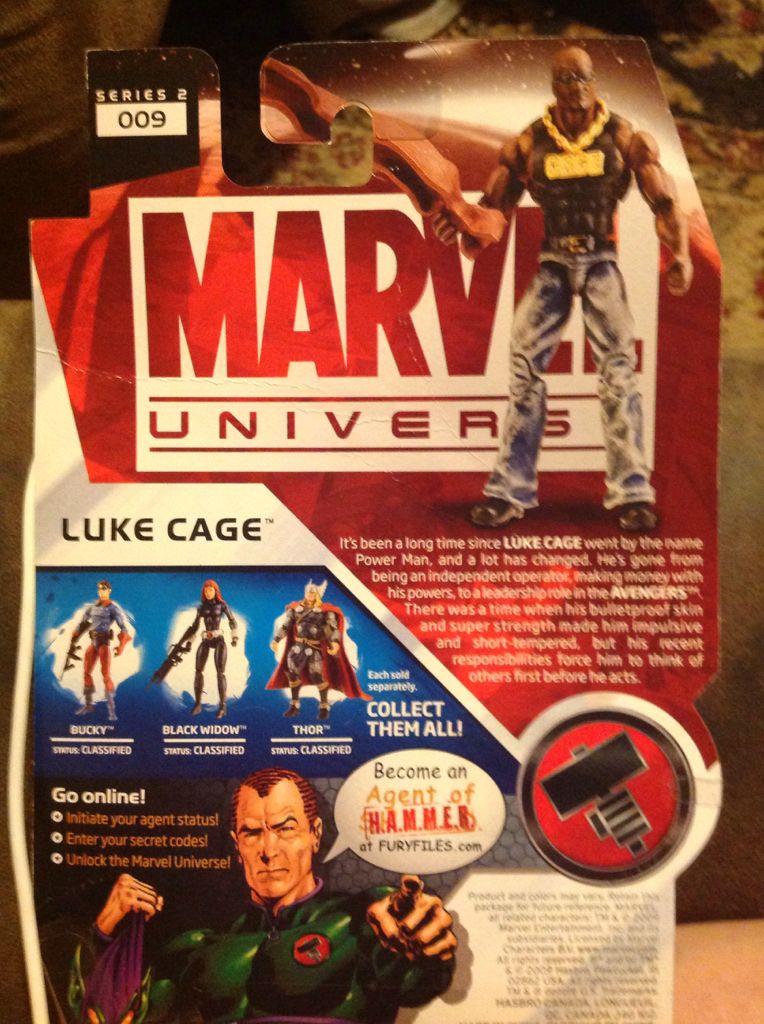 LUKE CAGE - Hasbro (Marvel Universe) action figure collectible [Barcode 653569489993] - Main Image 2