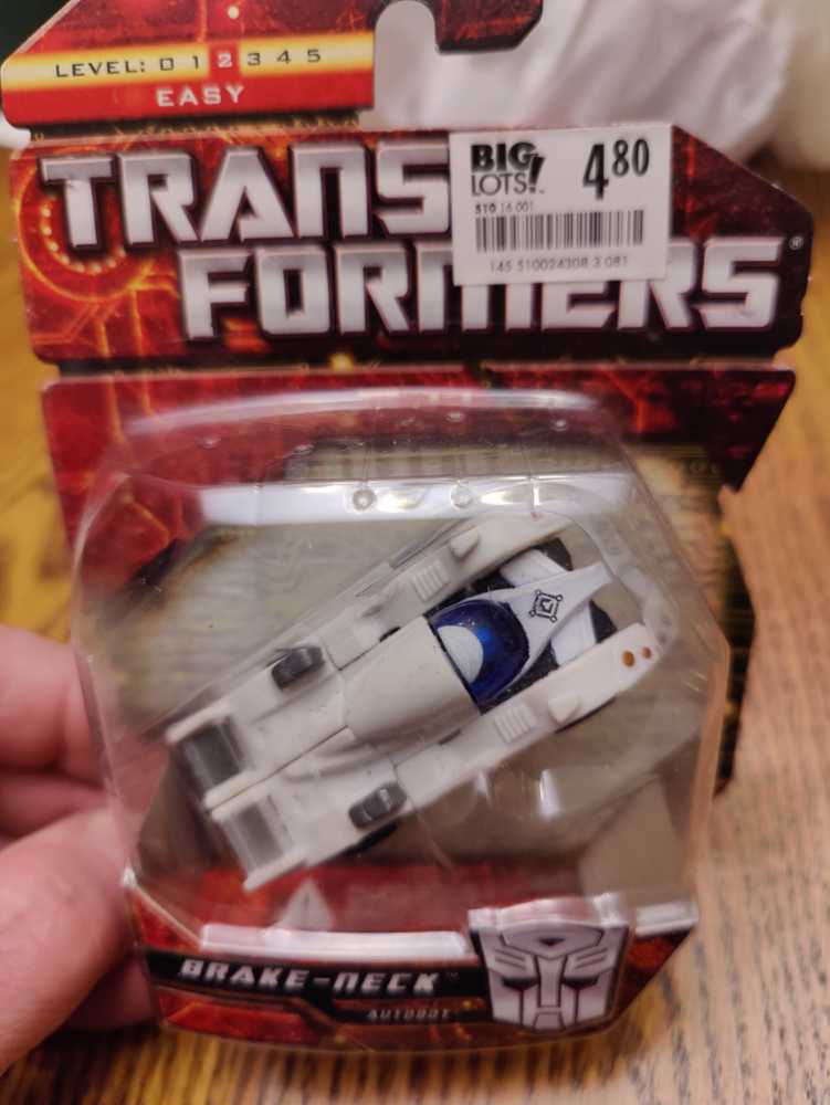 Brake-neck legends class - Hasbro (Transformers) action figure collectible [Barcode 653569506096] - Main Image 2