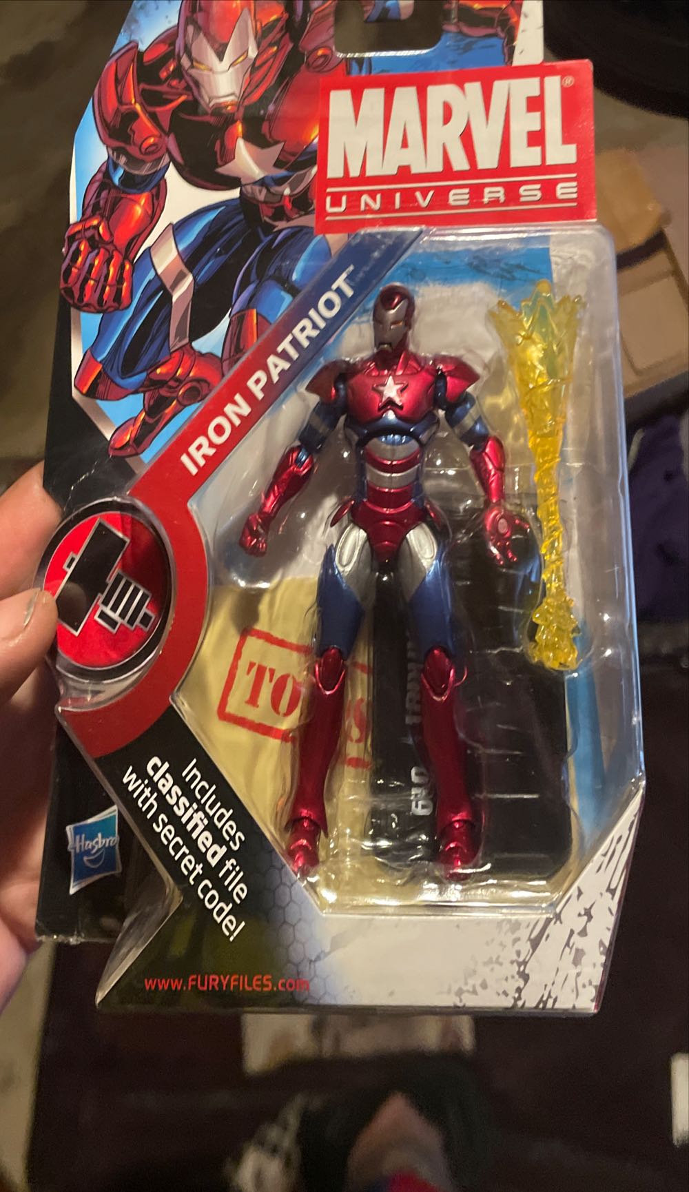 Iron Patriot - Hasbro (Marvel Universe) action figure collectible [Barcode 653569510116] - Main Image 3