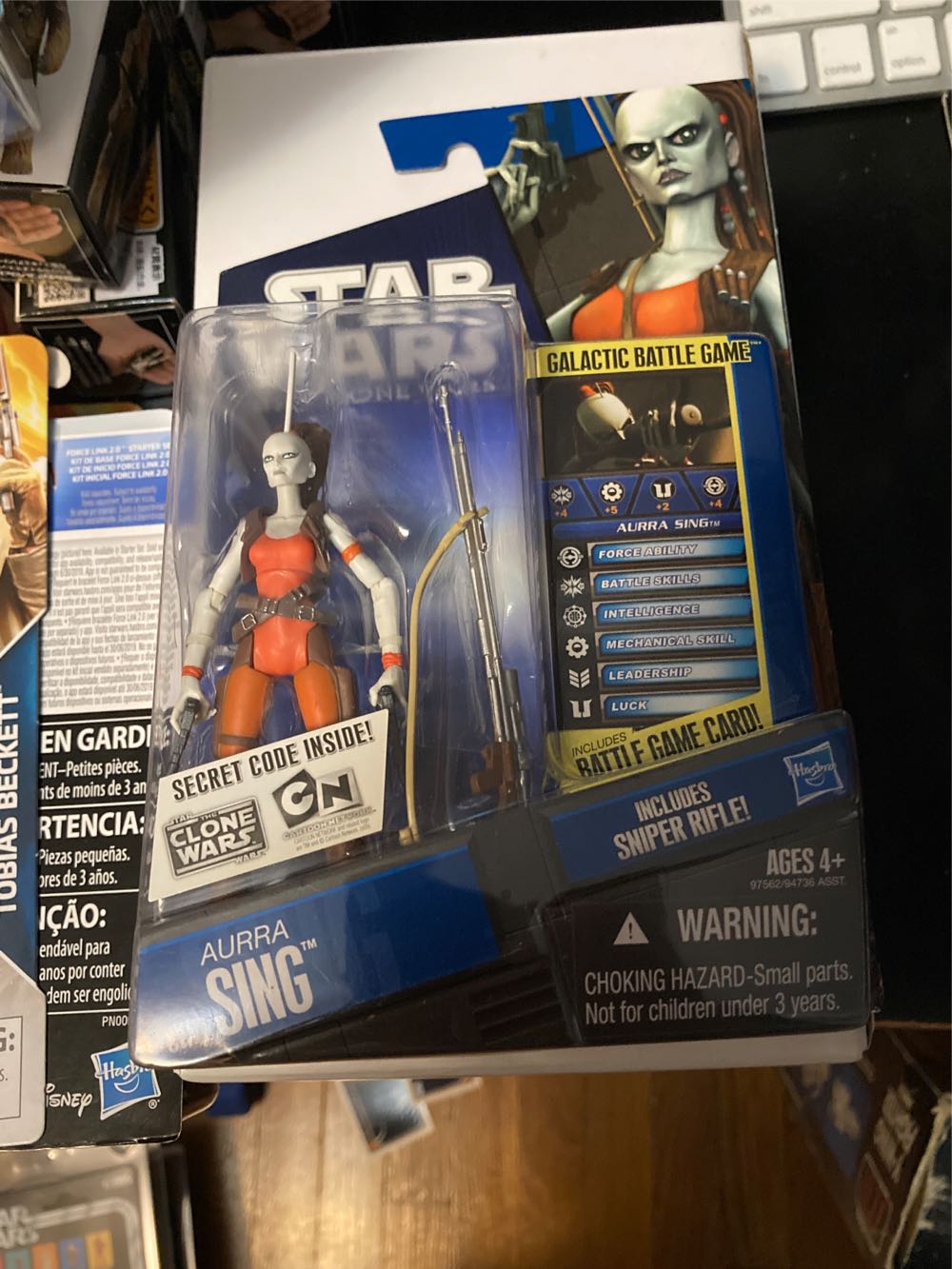 Aurra Sing - Hasbro (Star Wars - Clone Wars 2010) action figure collectible [Barcode 653569512011] - Main Image 3