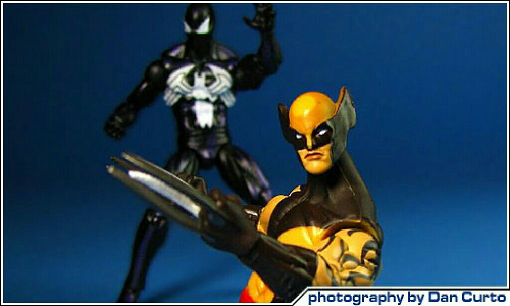 Comic Pack - Marvel - Dark Wolverine & Dark Spider Man - Hasbro (Marvel Universe) action figure collectible [Barcode 653569513179] - Main Image 2