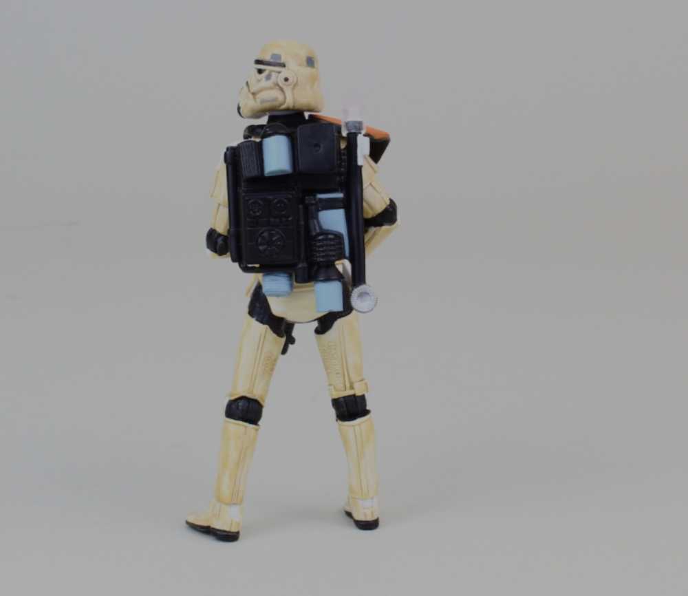 Sandtrooper - Hasbro (A New Hope) action figure collectible [Barcode 653569516132] - Main Image 4