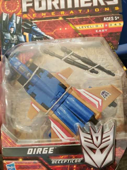 Dirge - Hasbro (Transformers Generations) action figure collectible [Barcode 653569516576] - Main Image 2