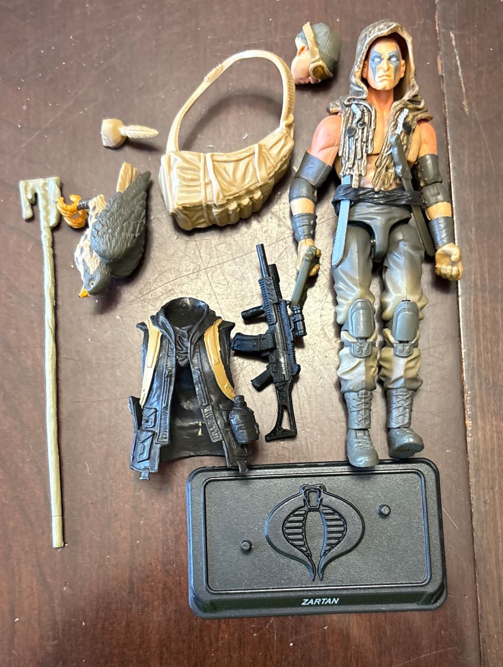 G.I. Joe Zartan (Master of Disguise) - Hasbro (G.I. Joe: The Pursuit of Cobra) action figure collectible [Barcode 653569522577] - Main Image 3