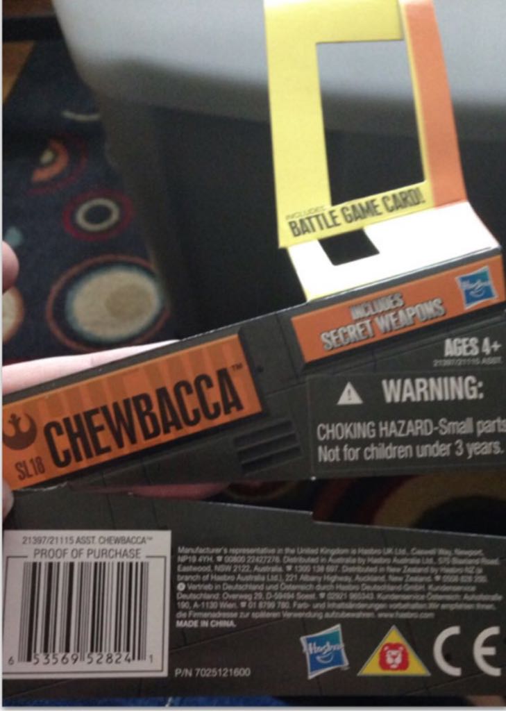 Chewbacca (Repack) - Hasbro (Empire Strikes Back) action figure collectible [Barcode 653569528241] - Main Image 2