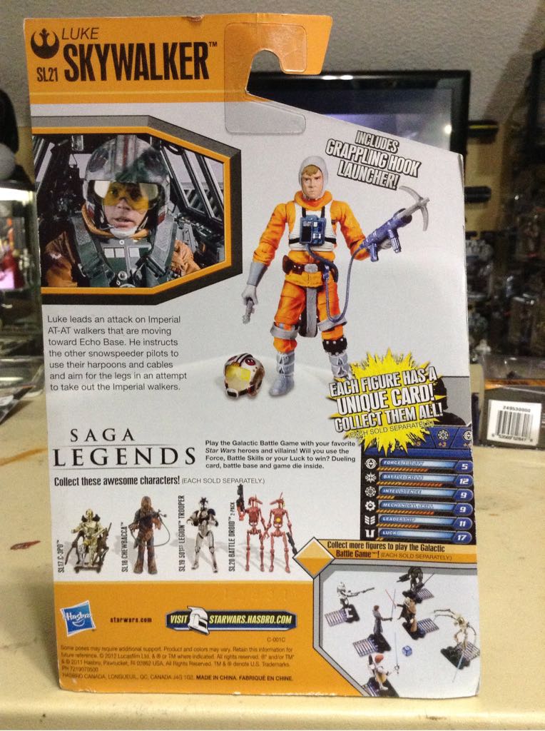 Luke Skywalker - Star Wars Saga Legends - Hasbro (Star Wars) action figure collectible [Barcode 653569528371] - Main Image 2