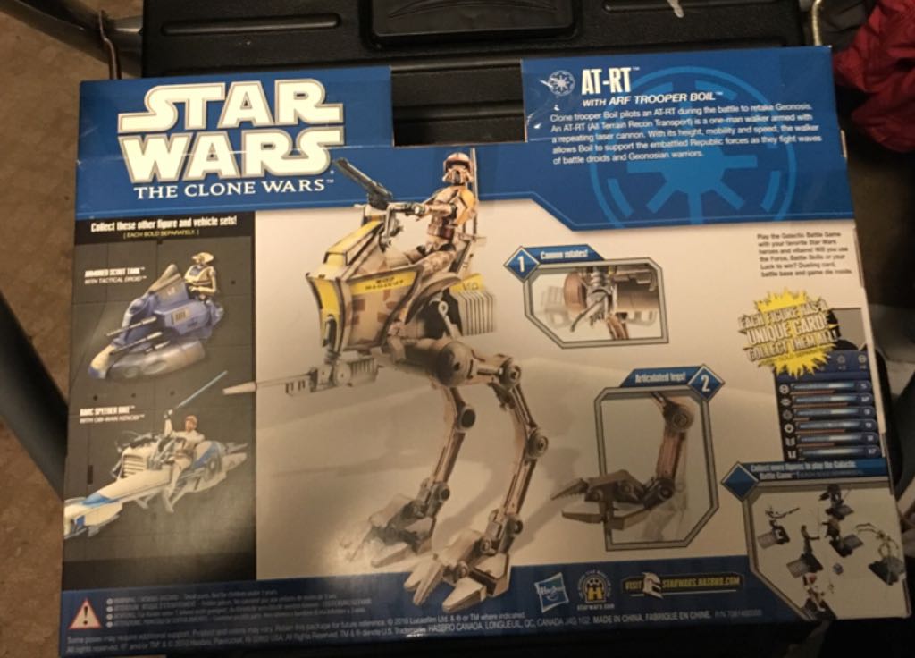 CW3 Vehicle: AT-RT with Arf Trooper - Hasbro (The Clone Wars) action figure collectible [Barcode 653569528883] - Main Image 2