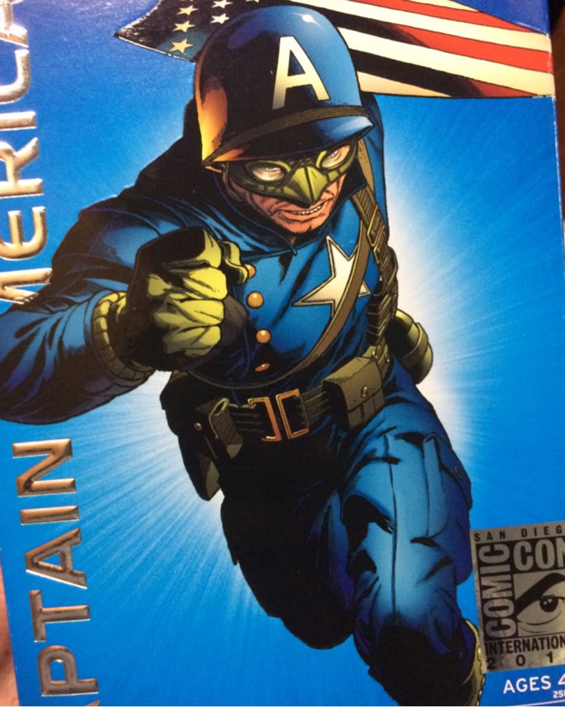 Hasbro 2010 sdcc san diego comiccon exclusive marvel universe 3 3/4 inch action figure ultimate captain america - Hasbro (San Diego Comic Con Exclusive) action figure collectible [Barcode 653569535560] - Main Image 2