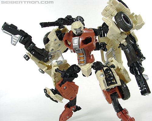 Fallback - Hasbro (Transformers: Reveal The Shield) action figure collectible [Barcode 653569557975] - Main Image 2