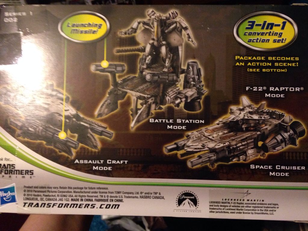 Starscream Assault Carrier   (Dark Of The Moon) action figure collectible [Barcode 653569589150] - Main Image 2