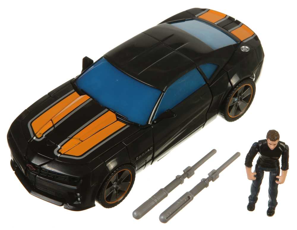 Transformers Dark Of The Moon: Bumblebee and Sam Witwicky - Hasbro (Deluxe Class) action figure collectible [Barcode 653569589686] - Main Image 3