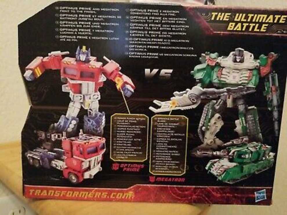 Transformers Generations The Ultimate Battle Optimus Prime And Megatron Set 2010 - Hasbro (Deluxe Class) action figure collectible [Barcode 653569602576] - Main Image 2