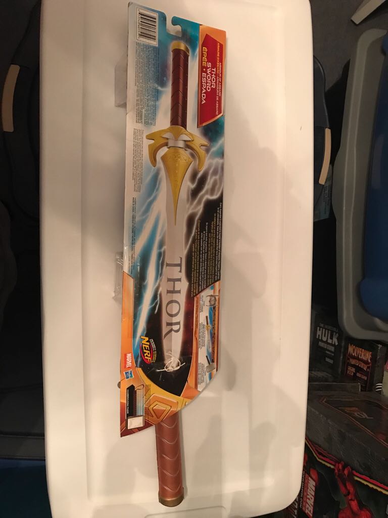 Thor Sword  action figure collectible [Barcode 653569607519] - Main Image 2
