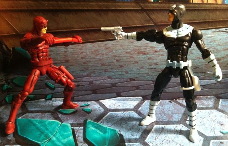 Marvel-Daredevil And Bulleyes - Hasbro (Marvel-Marvel Universe 3.75”) action figure collectible [Barcode 653569625346] - Main Image 2