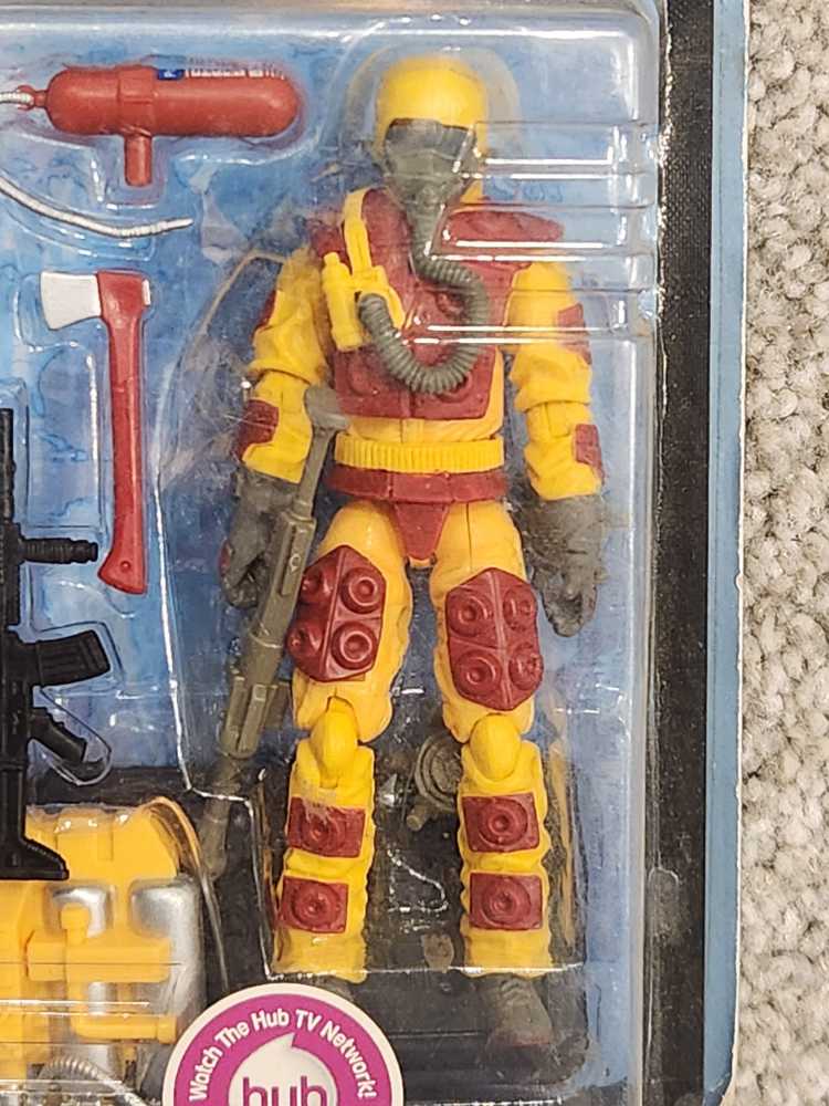 Blowtorch (Flamethrower) - Hasbro (G.I. Joe: The Pursuit of Cobra) action figure collectible [Barcode 653569625872] - Main Image 3