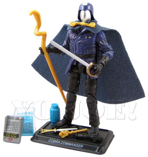 G.I. Joe Pursuit of Cobra: Cobra Commander  - Hasbro (G. I. Joe 3 3/4” Pursuit Of Cobra) action figure collectible [Barcode 653569625933] - Main Image 2