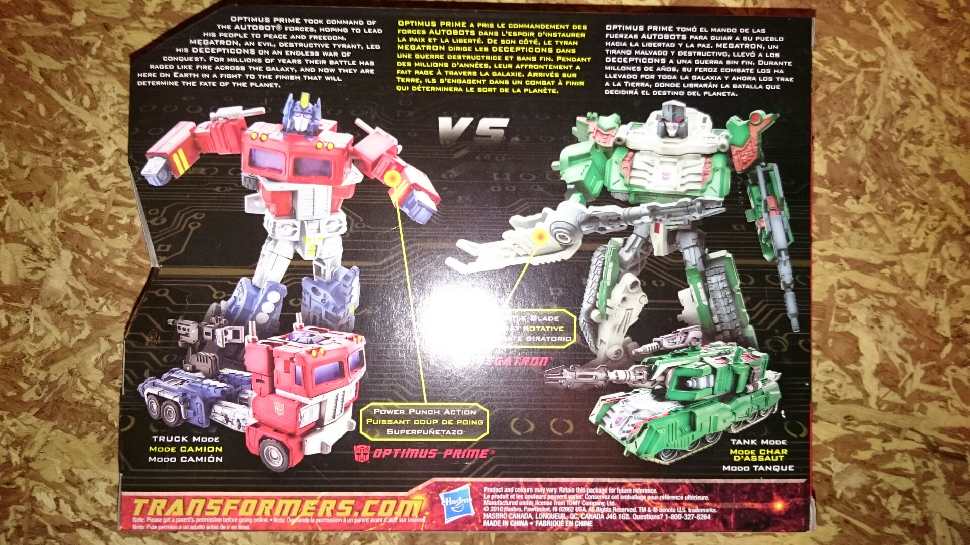 optimus Prime and megatron - Hasbro (Transformers Universe) action figure collectible [Barcode 653569638506] - Main Image 2