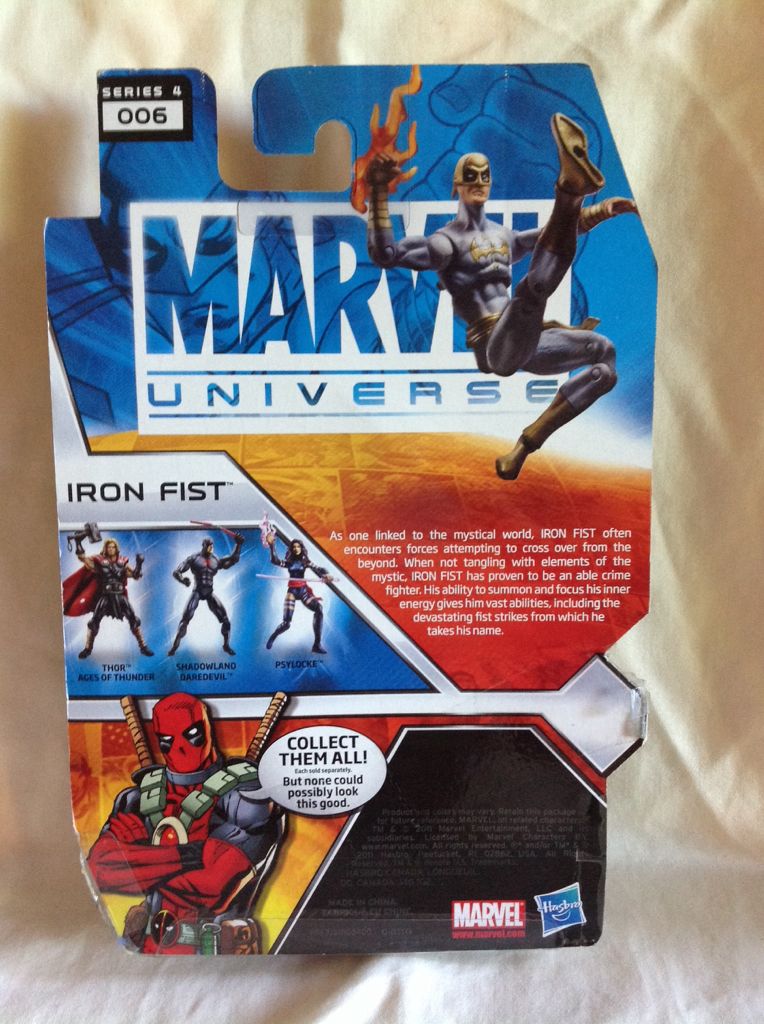 Iron Fist (White Costume) - Hasbro (Marvel Universe Wave 5 2011) action figure collectible [Barcode 653569652076] - Main Image 2