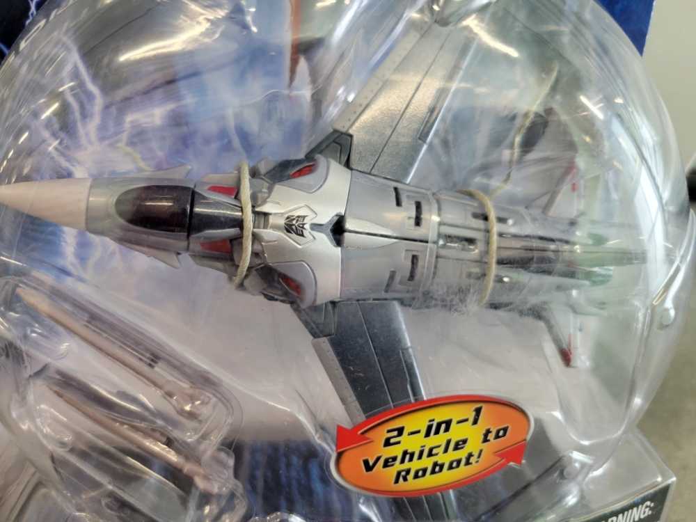 Starscream - Hasbro (Transformers: Prime) action figure collectible [Barcode 653569663584] - Main Image 4