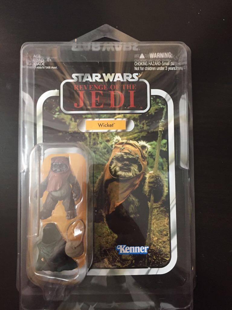 Wicket - Hasbro (Star Wars - Return Of The Jedi) action figure collectible [Barcode 653569664222] - Main Image 1