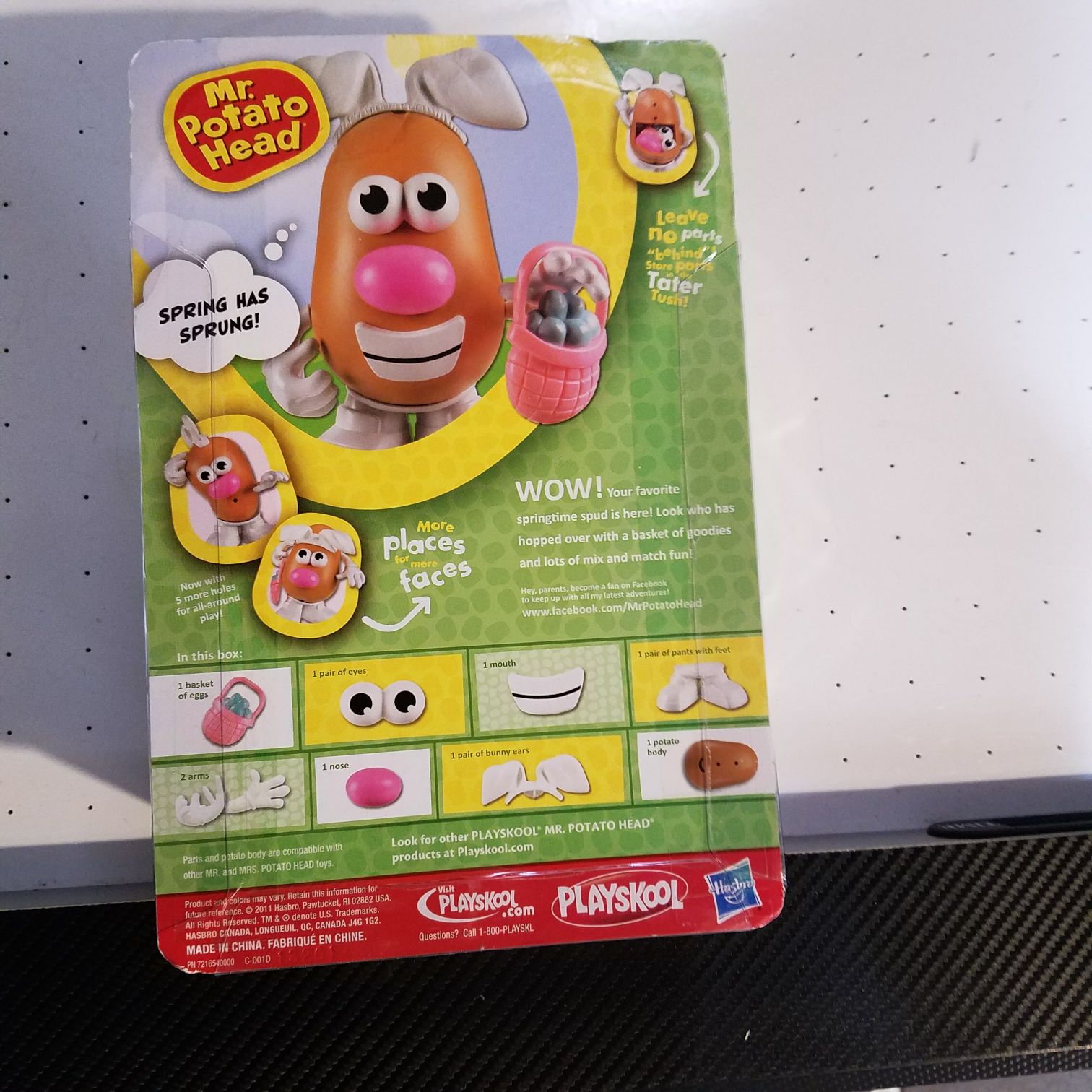 Mr Potato Head Spud Bunny White Ears - Playskool/Hasbro action figure collectible [Barcode 653569682608] - Main Image 2