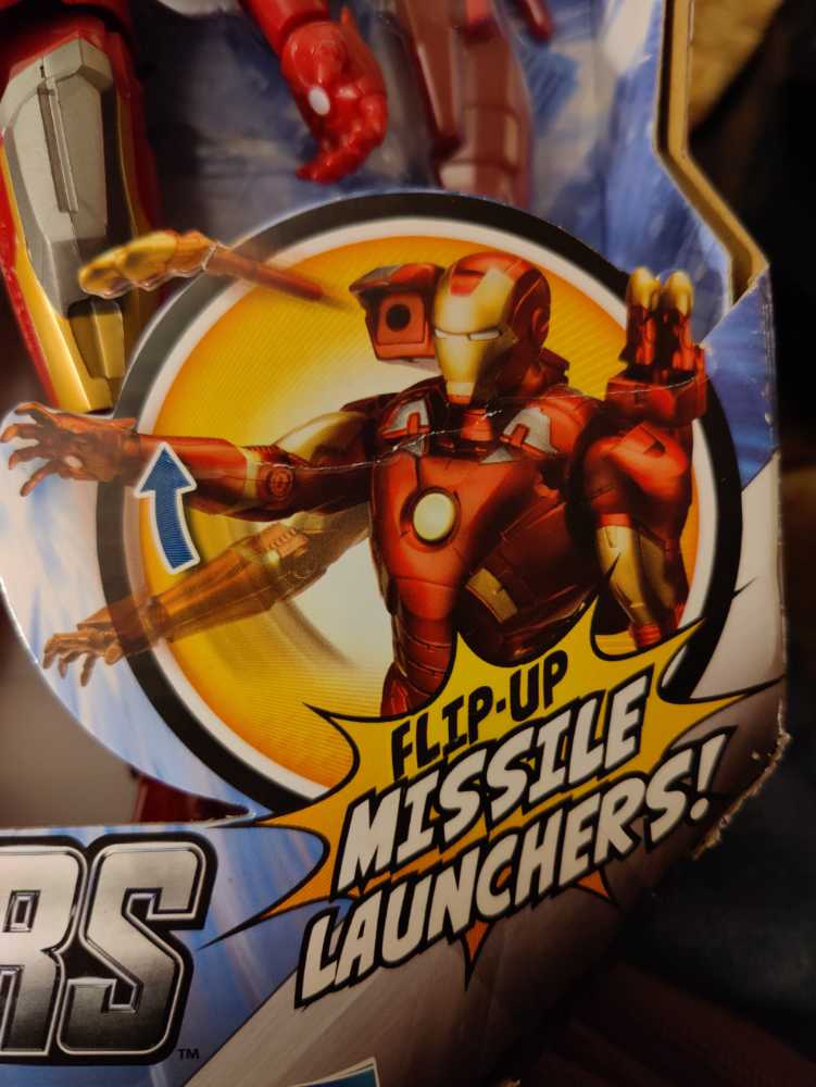 Iron Man Mark VII: Repulsor Strike - Hasbro (The Avengers) action figure collectible [Barcode 653569706274] - Main Image 2