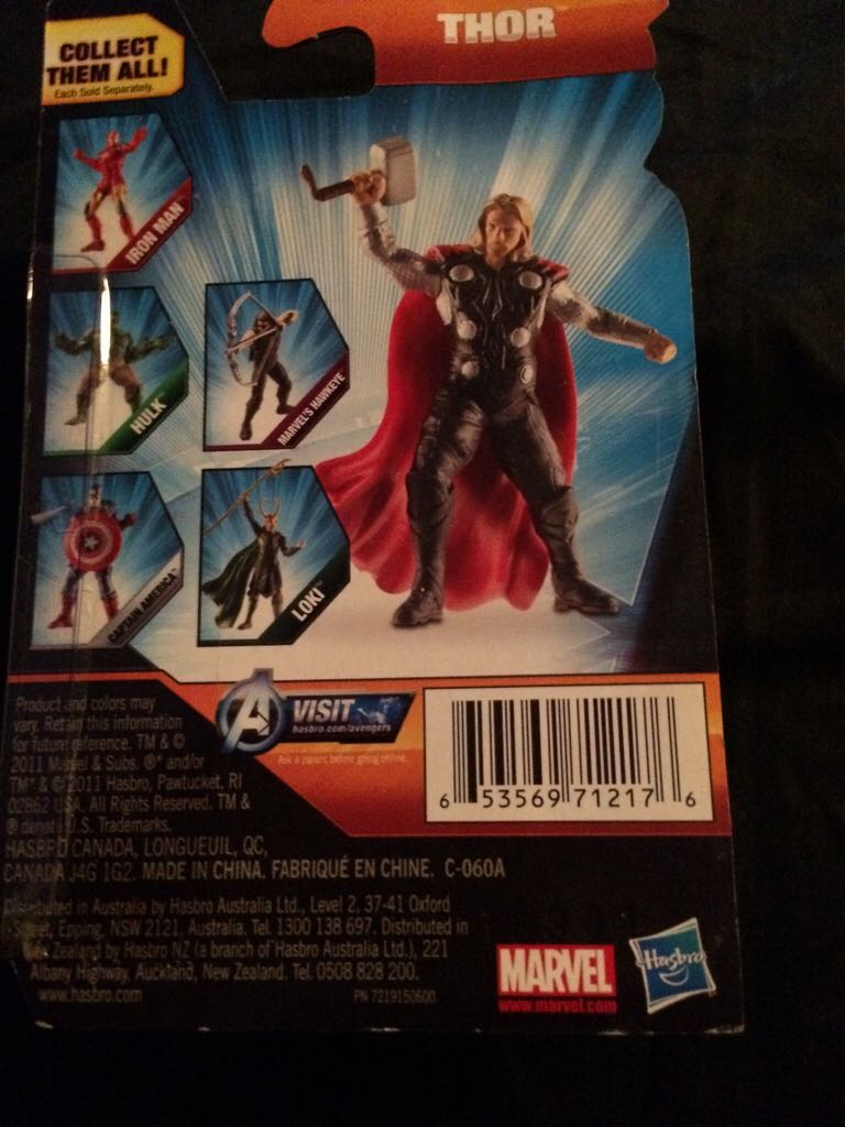 Thor - Hasbro (Avengers) action figure collectible [Barcode 653569712176] - Main Image 2