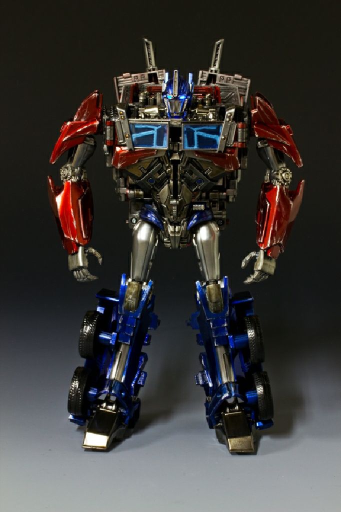 Weaponizer OPTIMUS PRIME - Hasbro (Weaponizer Class) action figure collectible [Barcode 653569743989] - Main Image 2