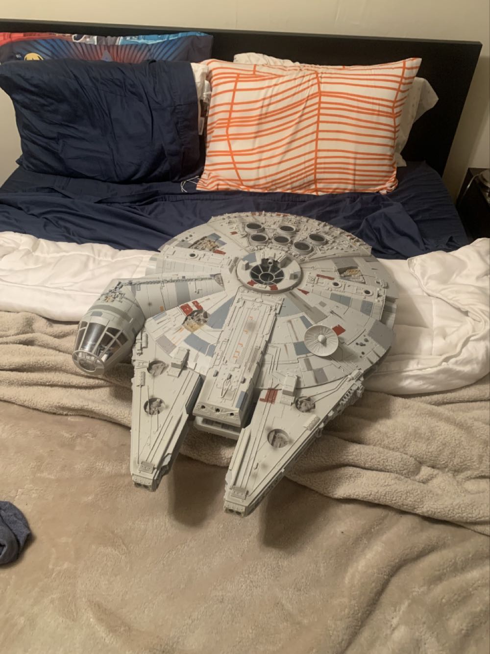 Star Wars Legacy Millennium Falcon 2008 1:12 Scale - Hasbro (Science Fiction/Fantasy) action figure collectible [Barcode 653569787549] - Main Image 4