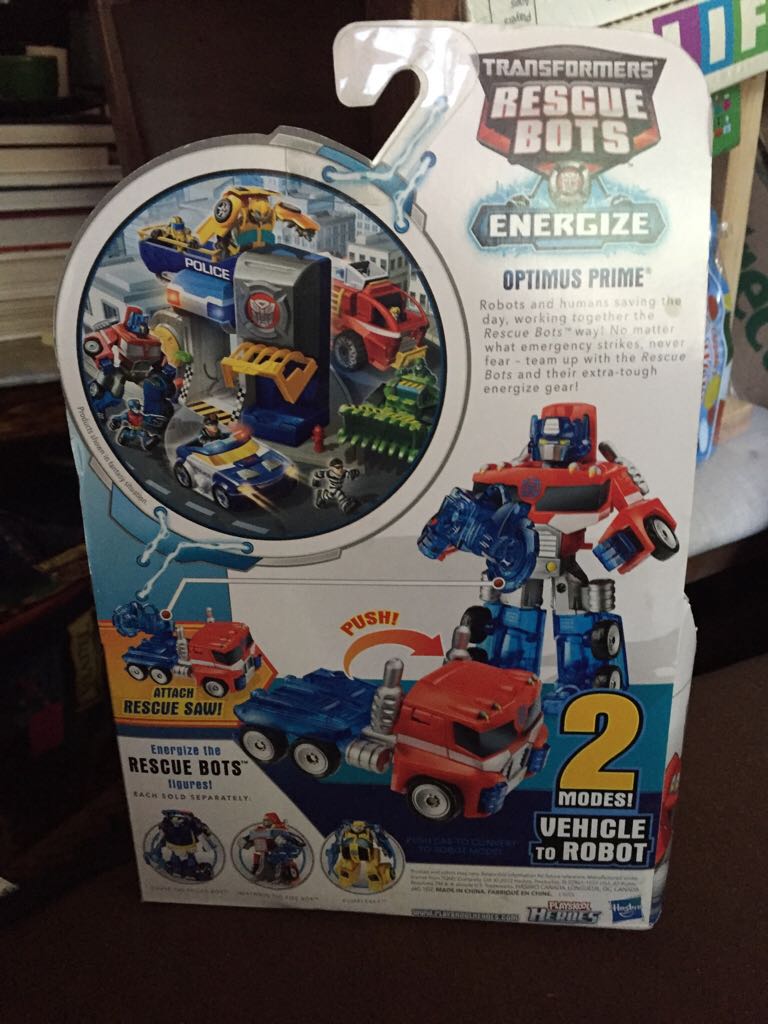Transformers Rescue Bots Energize Optimus Prime  action figure collectible [Barcode 653569811435] - Main Image 2