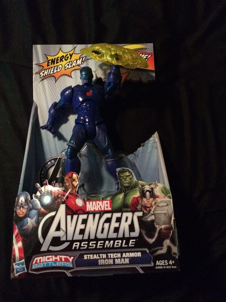 Iron Man - Hasbro (Avengers Mighty Battlers) action figure collectible [Barcode 653569838456] - Main Image 1