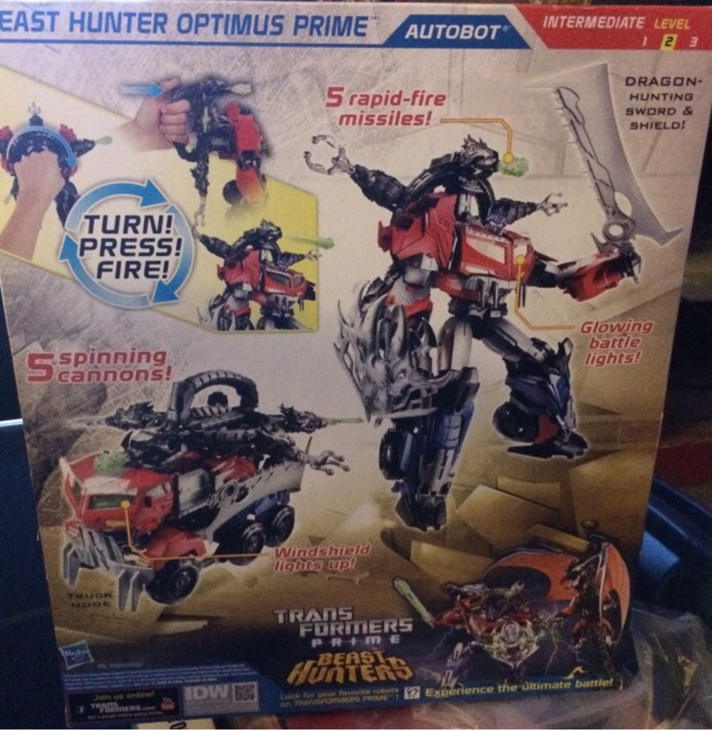 Optimus Prime Dragon Assault - Hasbro (Transformers Prime: Beast Hunters) action figure collectible [Barcode 653569849858] - Main Image 2
