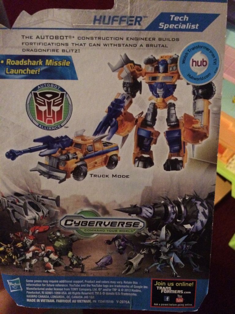 Huffer - Hasbro (Transformers: Prime) action figure collectible [Barcode 653569858102] - Main Image 2