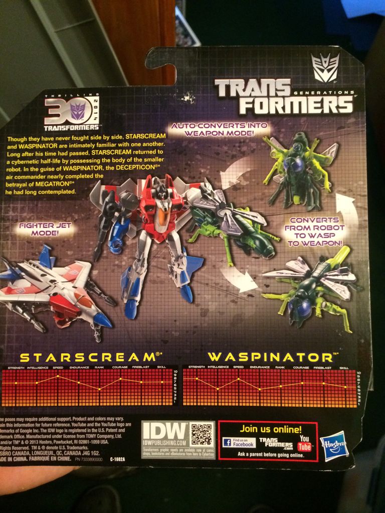 STARSCREAM & WASPINATOR  - Hasbro (Thrilling 30) action figure collectible [Barcode 653569861065] - Main Image 2