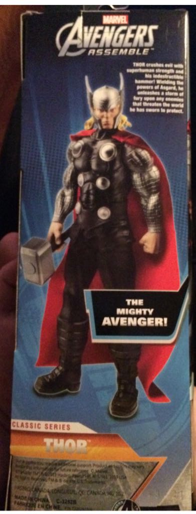 Thor - Hasbro (Titan Hero Series) action figure collectible [Barcode 653569914419] - Main Image 2