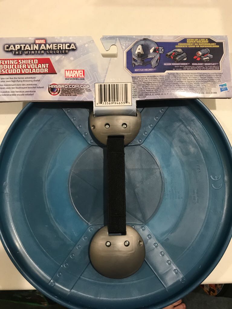 Captain America The Winter Soldier Shield  action figure collectible [Barcode 653569946335] - Main Image 2