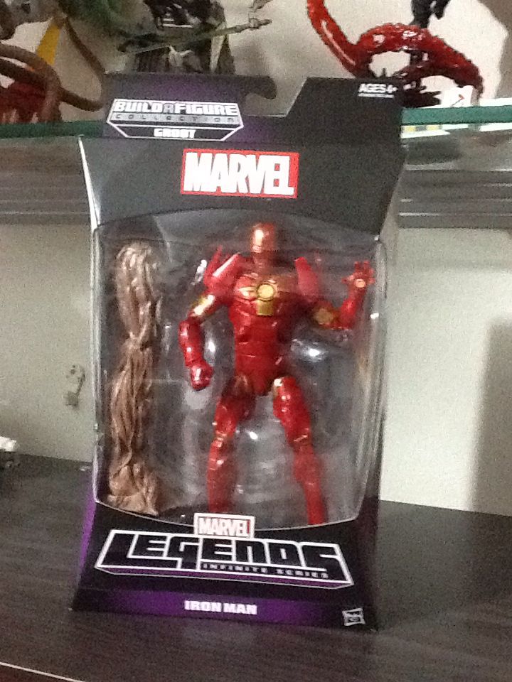 Iron Man (GOTG Space Armor) - Hasbro (Marvel Legends) action figure collectible [Barcode 653569956464] - Main Image 2
