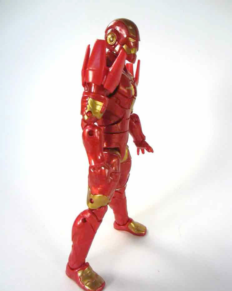 Iron Man (GOTG Space Armor) - Hasbro (Marvel Legends) action figure collectible [Barcode 653569956464] - Main Image 4