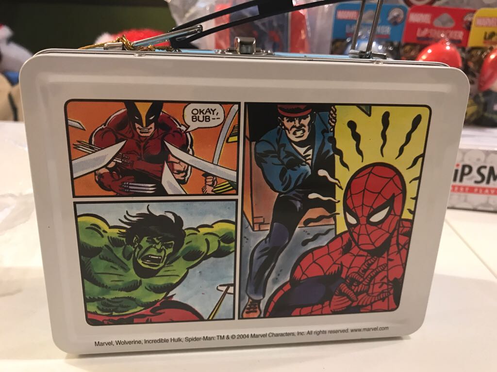 Marvel Heroes Vintage Lunchbox  action figure collectible [Barcode 661526171942] - Main Image 2