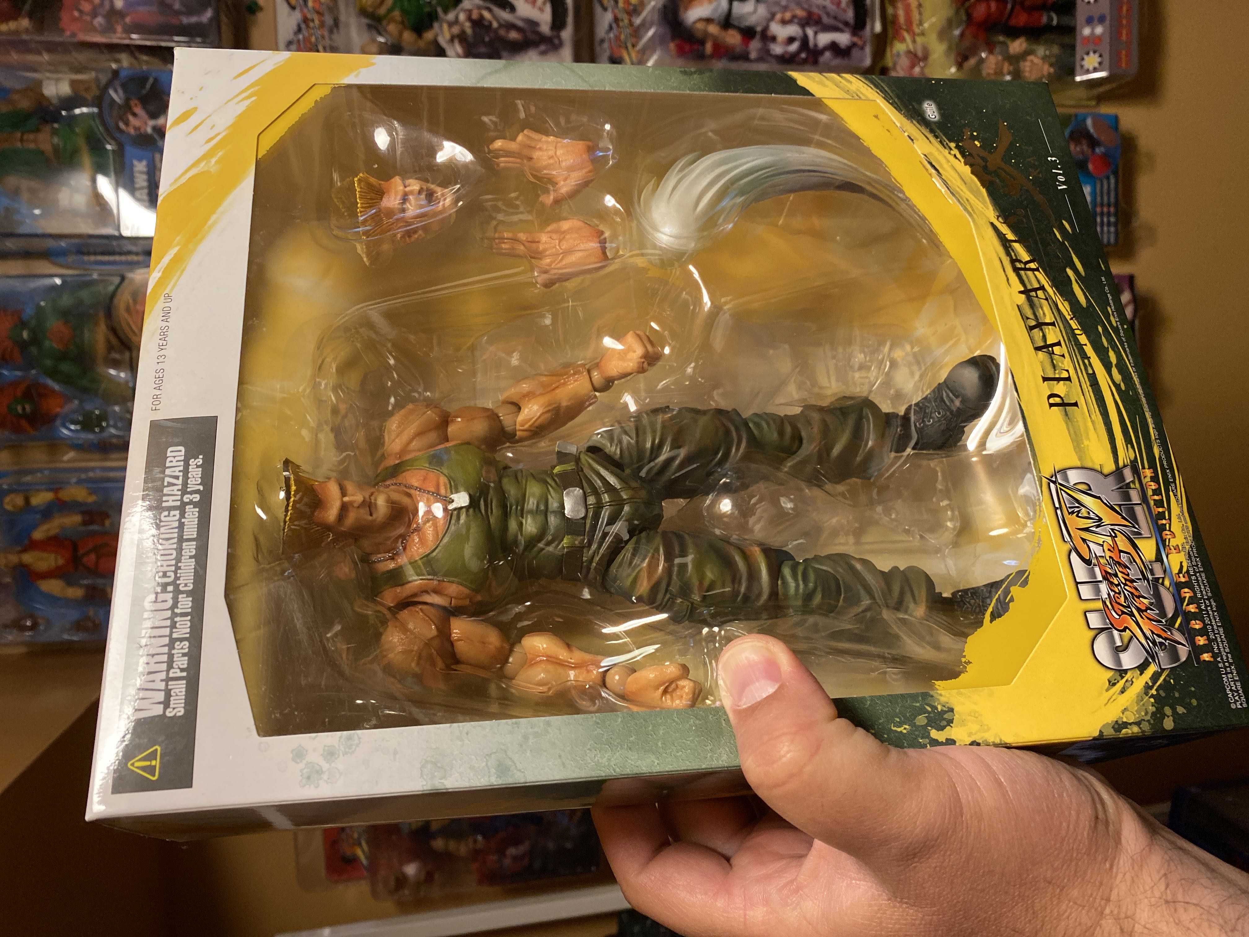 Play Arts Street Fighter Vol3 Guile 8” Square Enix - Square Enix (Street Fighter) action figure collectible [Barcode 662248812359] - Main Image 2