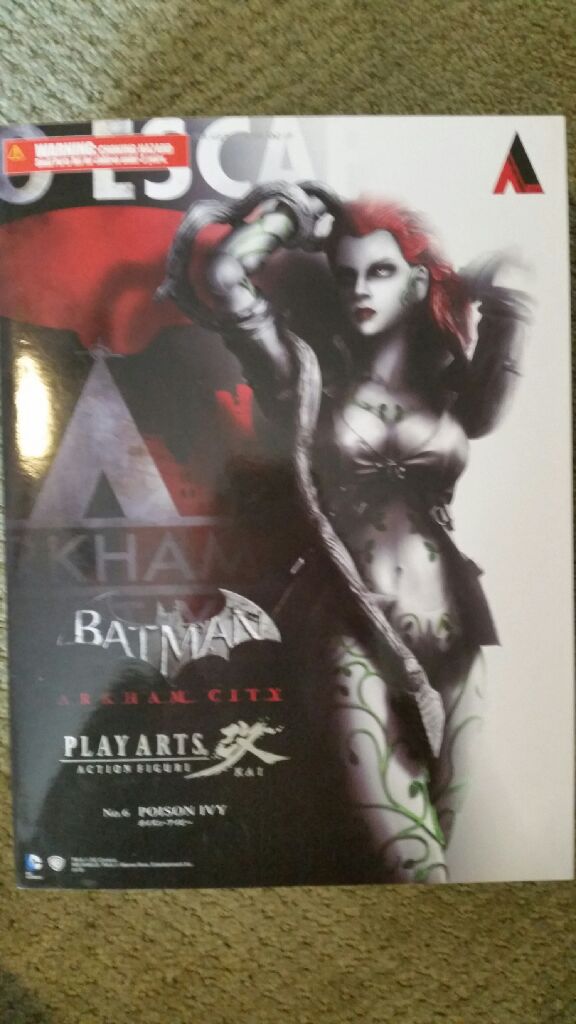 Poison Ivy: Batman Arkham City - Square Enix (Play Arts Kai) action figure collectible [Barcode 662248812472] - Main Image 1