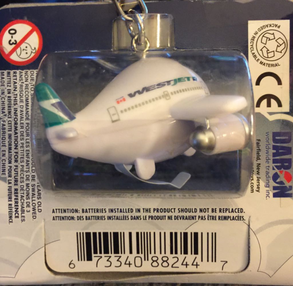 Keychains - Airplanes - Daron Worldwide Trading, INC (WestJet 737-700) action figure collectible [Barcode 673340882447] - Main Image 2