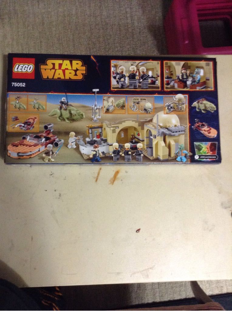 Mos Eisley Cantina 75052 - Lego (Lego Star Wars) action figure collectible [Barcode 673419210256] - Main Image 2