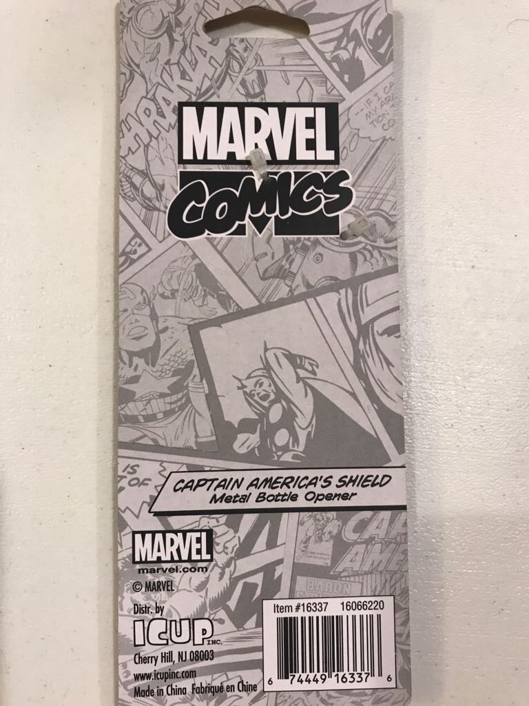 Marvel Comics - Captain America’s Shield Bottle Openner  action figure collectible [Barcode 674449163376] - Main Image 2