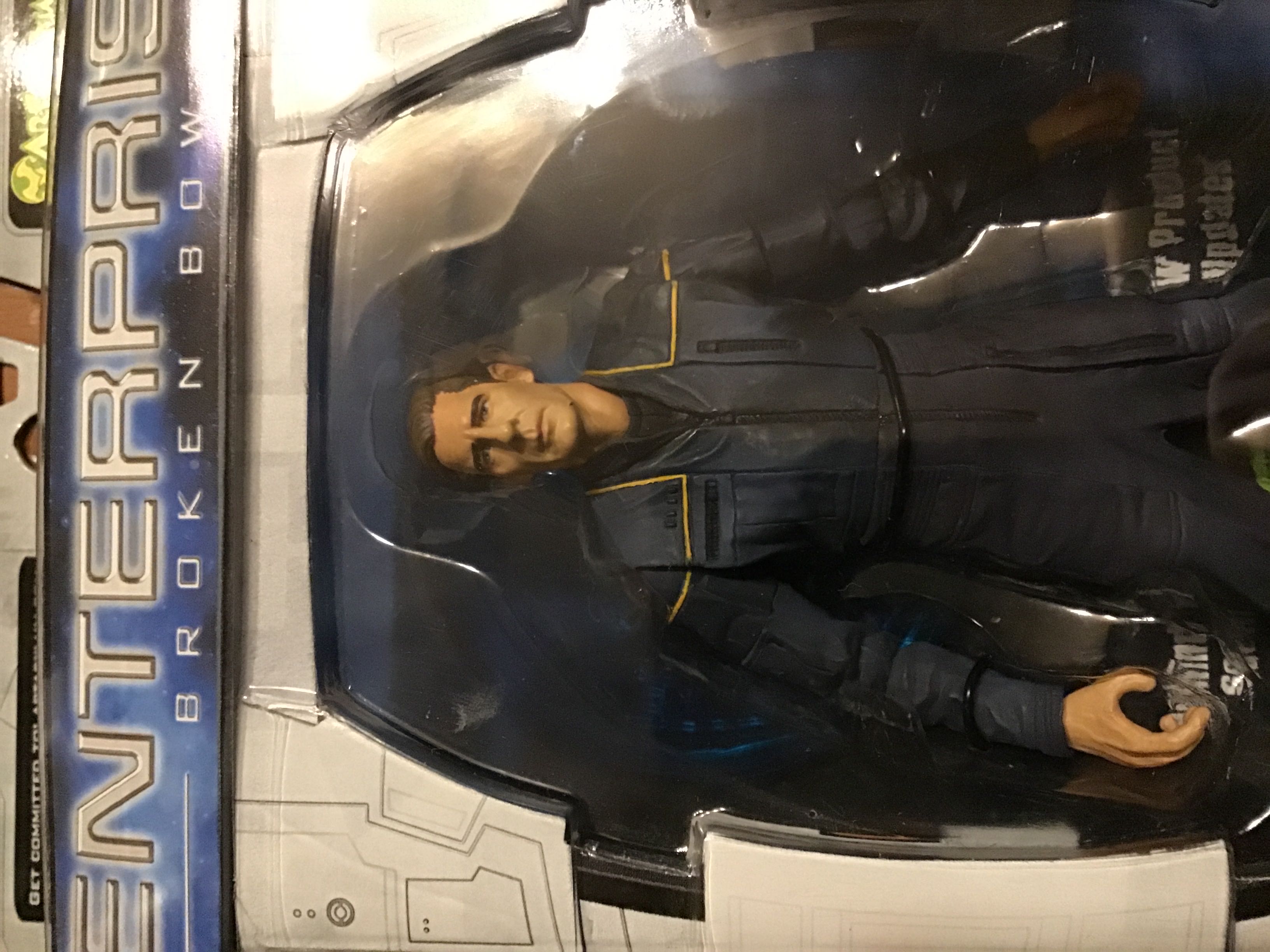 A-Captain Jonathan Archer (Star Trek Enterprise - Art Asylum (Star Trek Enterprise) action figure collectible [Barcode 687203852010] - Main Image 2