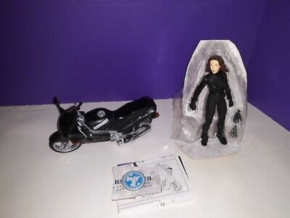 Art Asylum Dark Angel Max With Motorcycle  - Art Asylum (Dark Angel) action figure collectible [Barcode 687203865010] - Main Image 4
