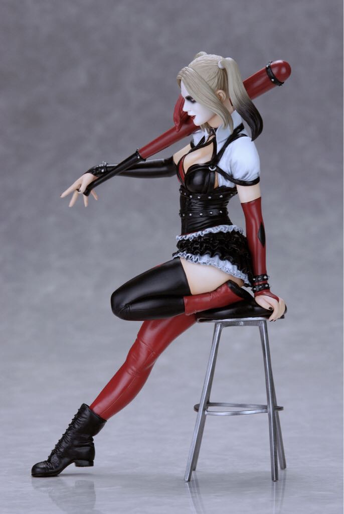 Harley Quinn  - Yamamoto USA (Luis Royo, Fantasy Figure Gallery) action figure collectible [Barcode 693904351219] - Main Image 2