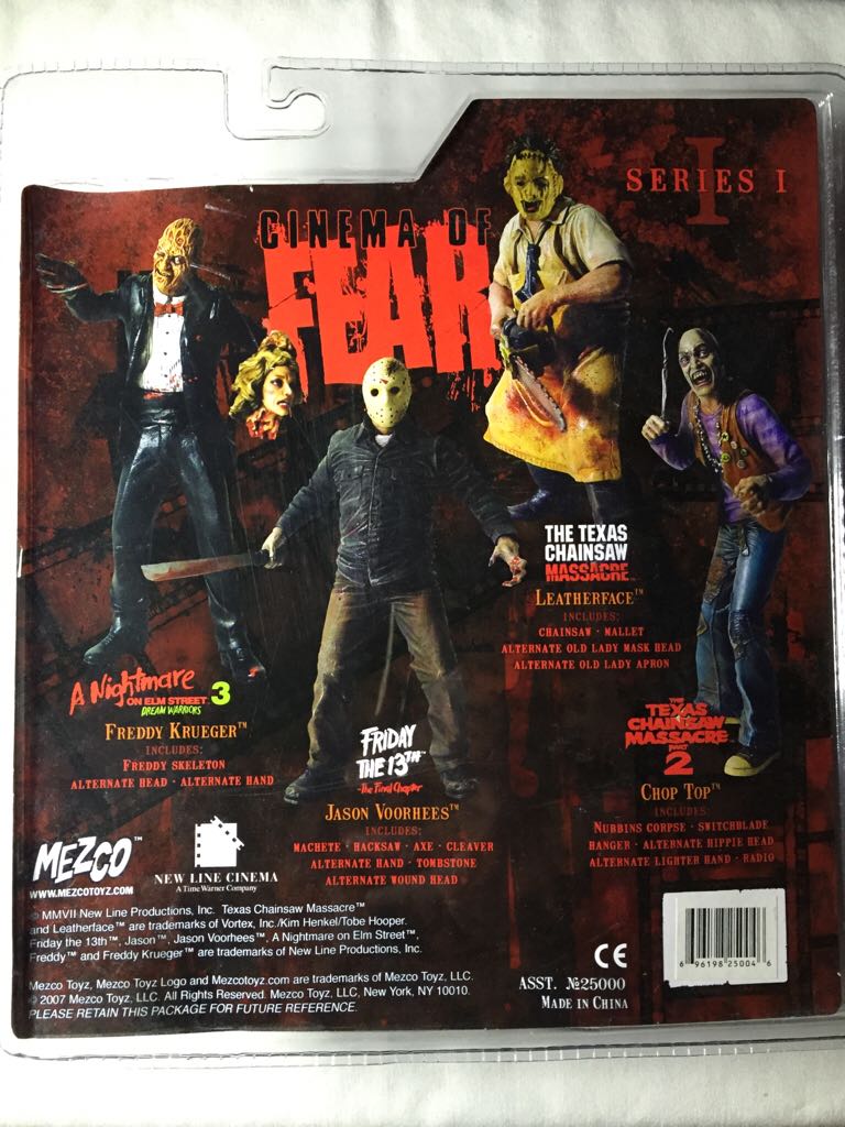 Chop Top - Mezco Toyz (The Texas Chainsaw Massacre) action figure collectible [Barcode 696198250046] - Main Image 2