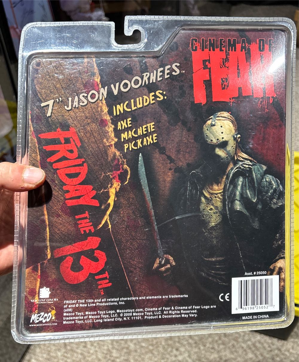Mezco Cinema Of Fear: Friday The 13th (2009) PX Previews Ex Jason Voorhees - MezcoToyz (Friday the 13th (2009)) action figure collectible [Barcode 696198250527] - Main Image 3