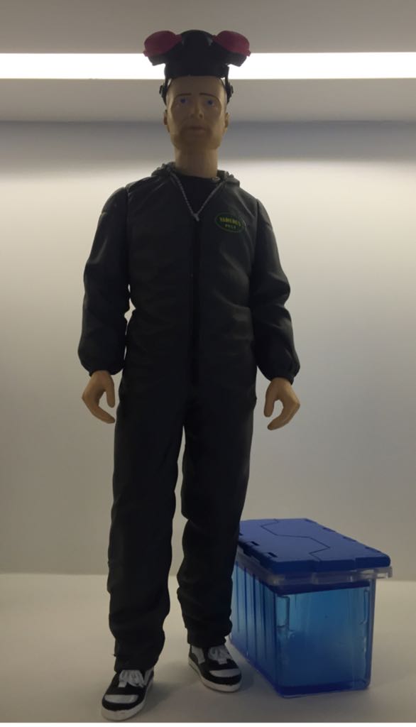 Jesse Pinkman - Mezco (Vamanos Pest Hazmat Suit) action figure collectible [Barcode 696198752427] - Main Image 2